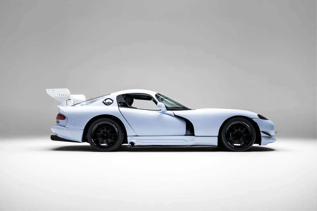 1998 Dodge Viper GTS 2nd Gen - Image 13 of 31
