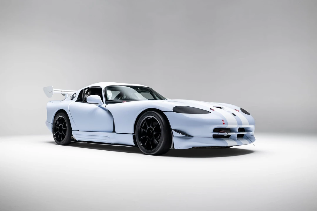 1998 Dodge Viper GTS 2nd Gen - Image 11 of 31