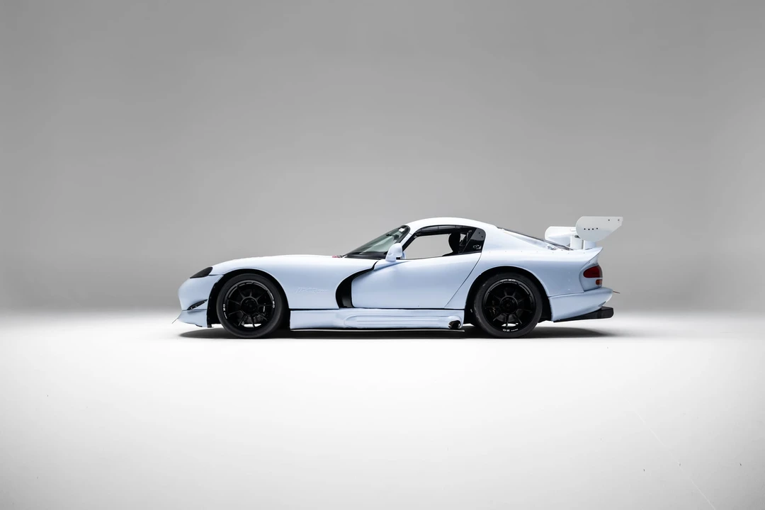 1998 Dodge Viper GTS 2nd Gen - Image 28 of 31