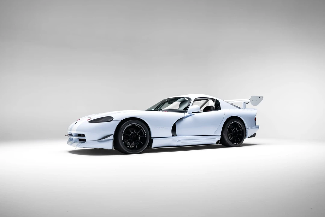 1998 Dodge Viper GTS 2nd Gen - Image 30 of 31