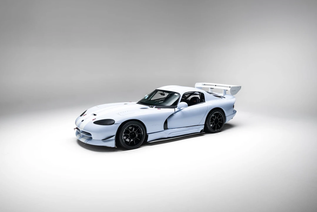 1998 Dodge Viper GTS 2nd Gen - Image 2 of 31