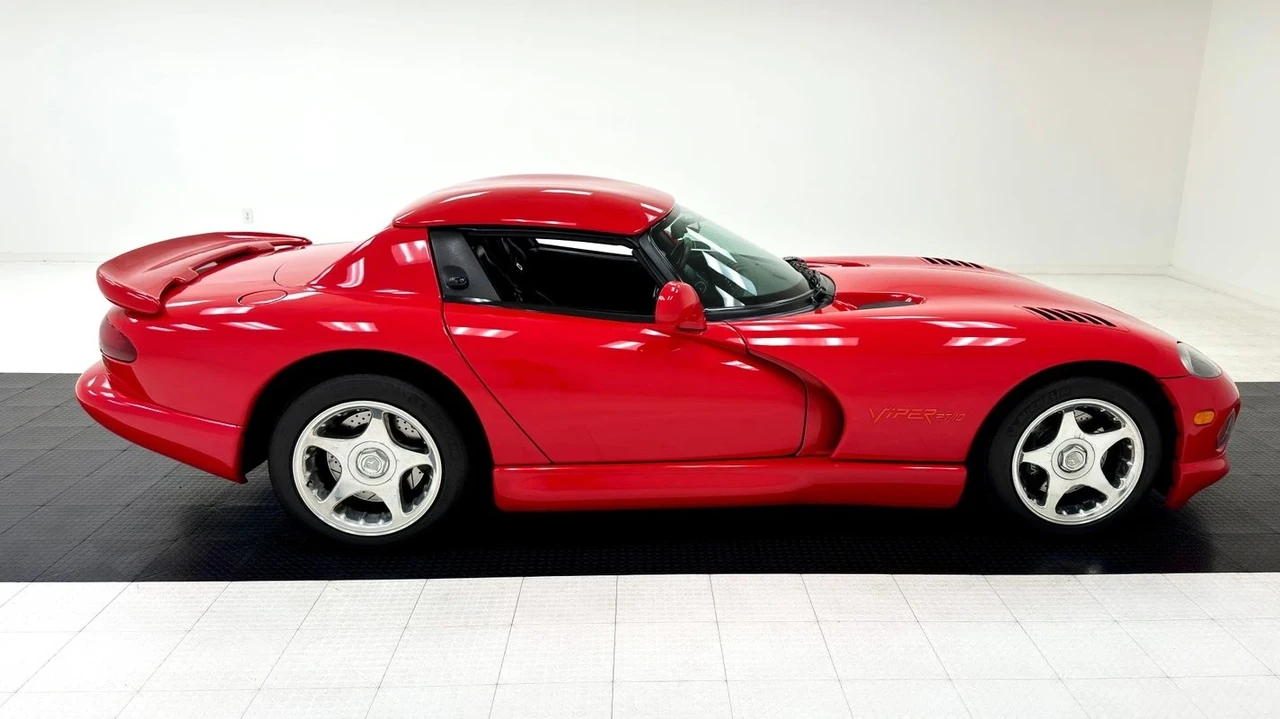 1998 Dodge Viper 2nd Gen - Image 8 of 12