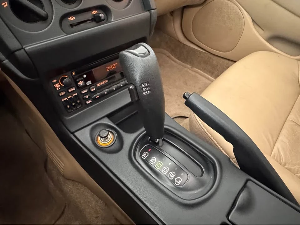 1998 Dodge Avenger Coupe - Image 18 of 20