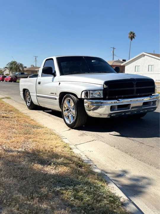 1998 Dodge Ram 2nd Gen - Image 3 of 4