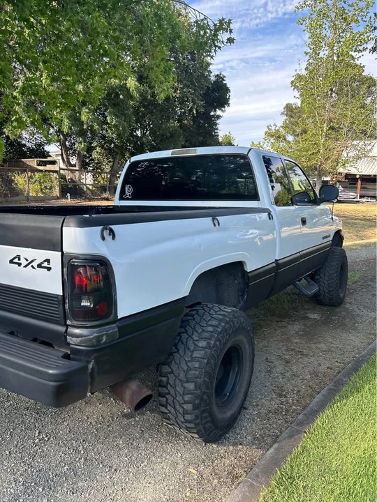 1998 Dodge Ram 2nd Gen - Image 3 of 10