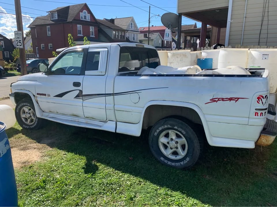 1998 Dodge Ram 1st Gen - Image 2 of 10