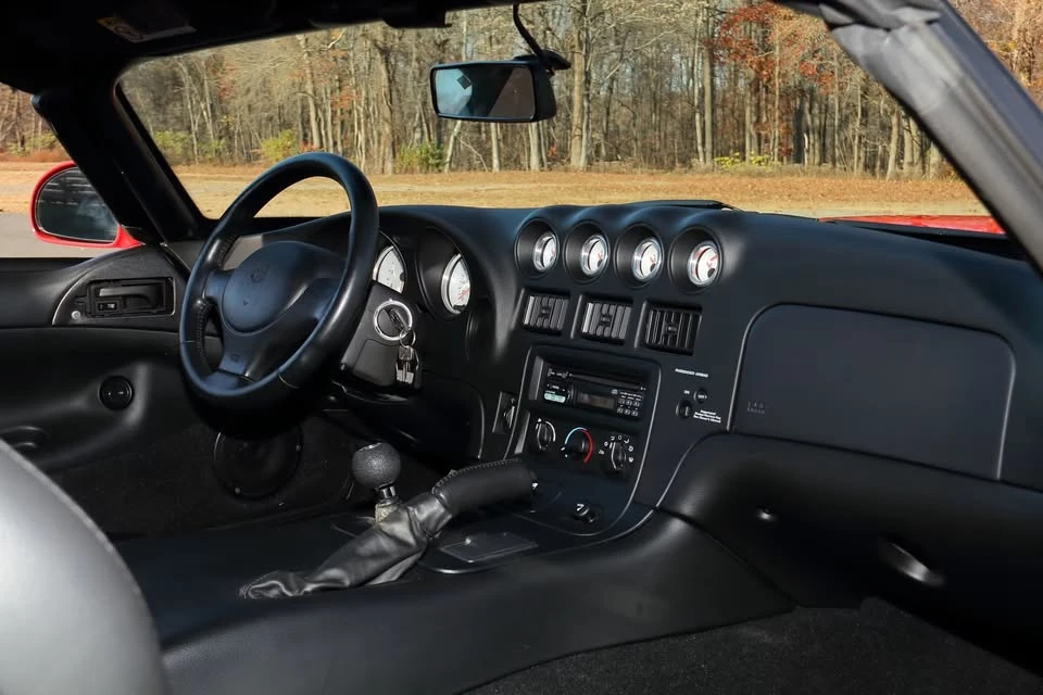 1998 Dodge Viper 2nd Gen - Image 16 of 20