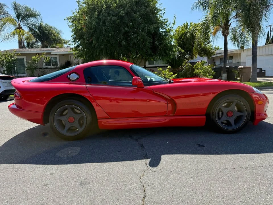 1998 Dodge Viper GTS 2nd Gen - Image 2 of 20