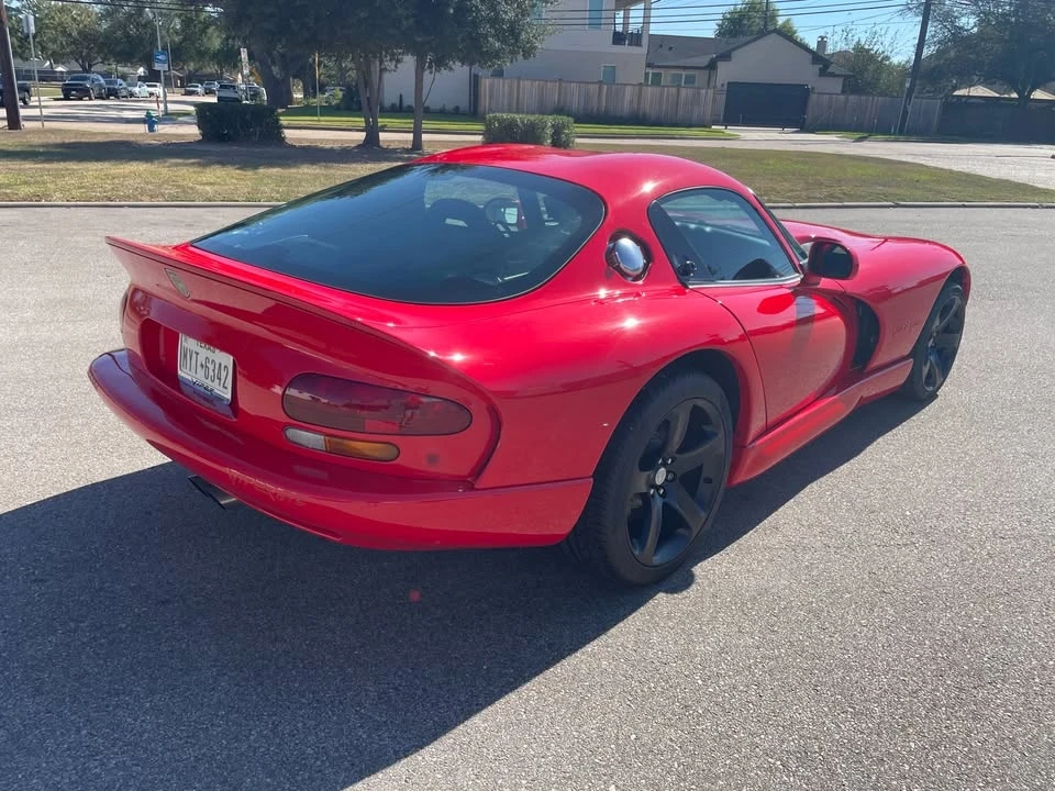 1998 Dodge Viper GTS 2nd Gen - Image 11 of 18