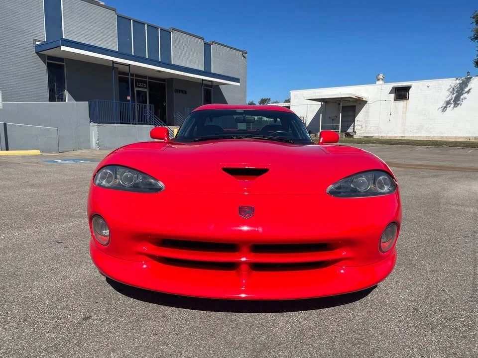 1998 Dodge Viper GTS 2nd Gen - Image 2 of 18