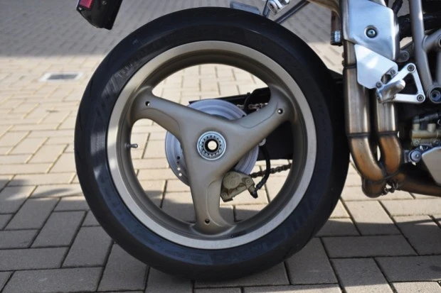 1998 Ducati 748 - Image 7 of 8