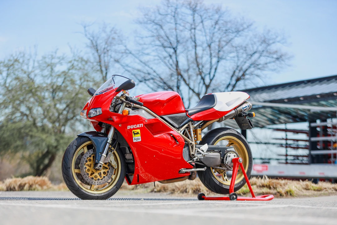 1998 Ducati 916 - Image 3 of 31