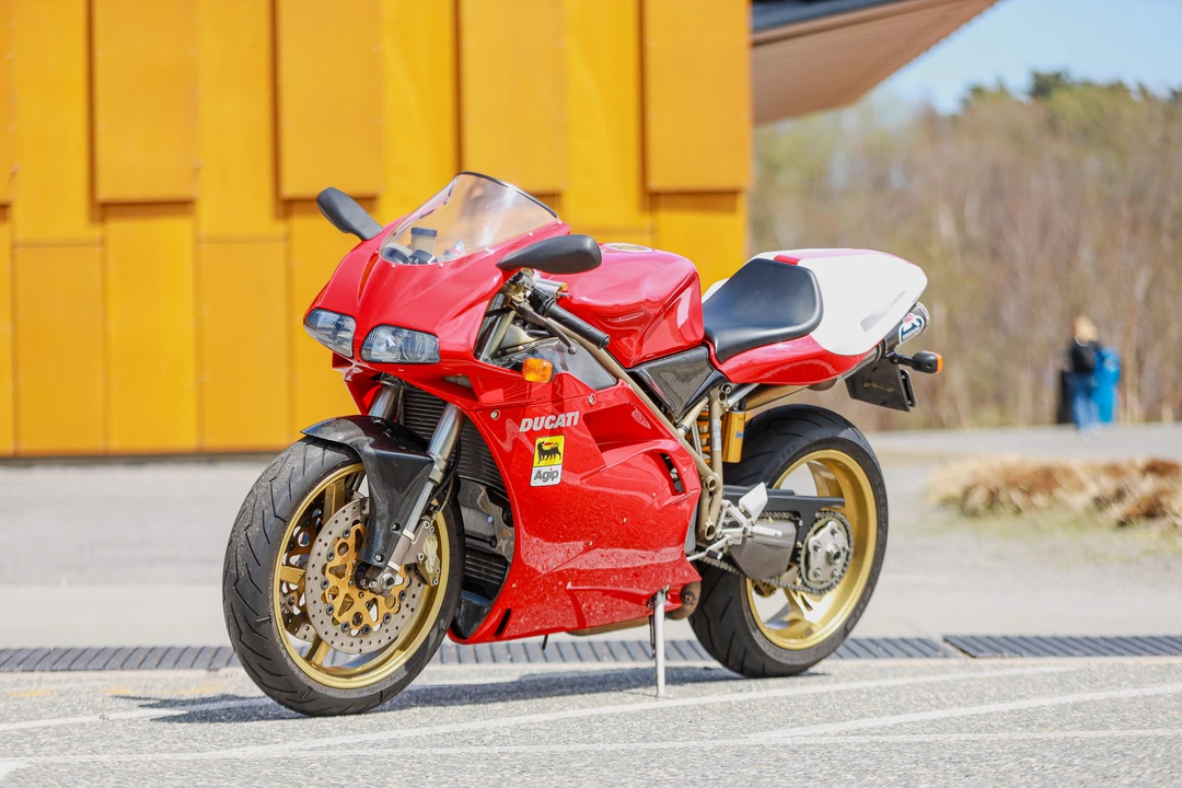 1998 Ducati 916 - Image 8 of 31
