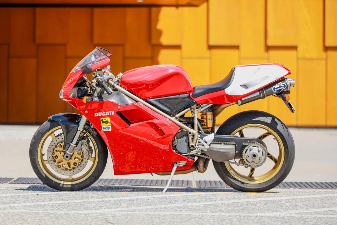 1998 Ducati 916 - Image 15 of 31