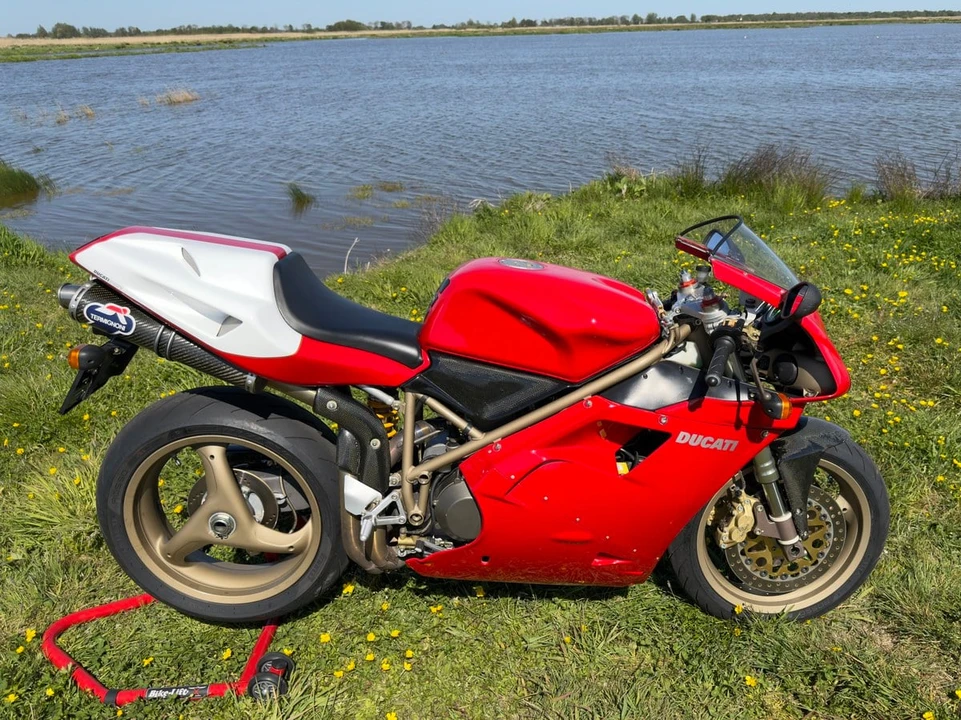 1998 Ducati 916 - Image 7 of 30