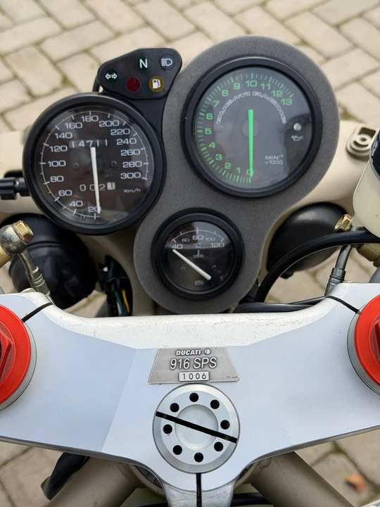 1998 Ducati 916 - Image 20 of 30