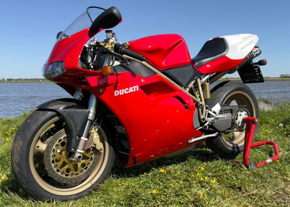 1998 Ducati 916 - Image 13 of 30
