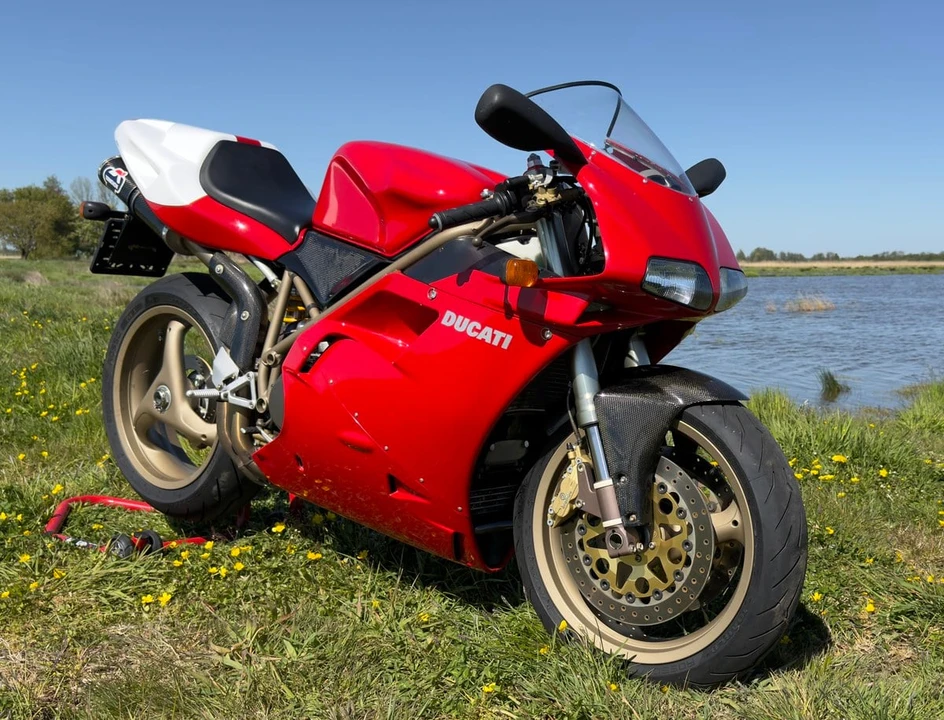 1998 Ducati 916 - Image 4 of 30