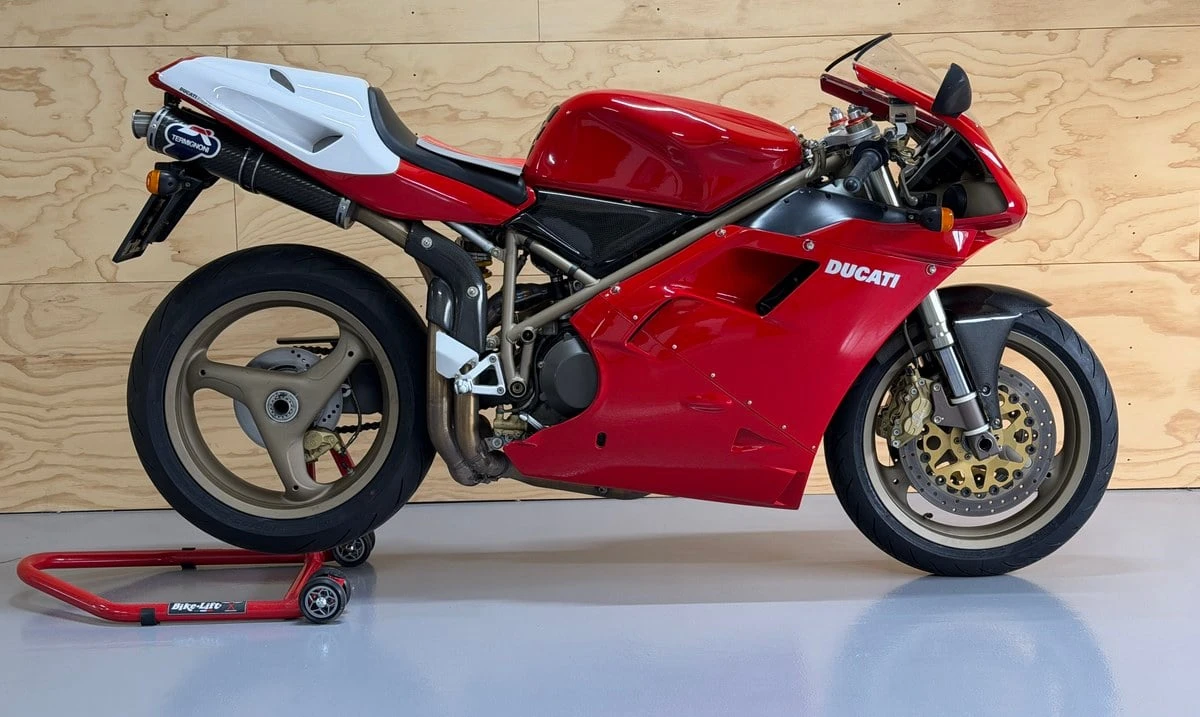 1998 Ducati 916 - Image 2 of 30