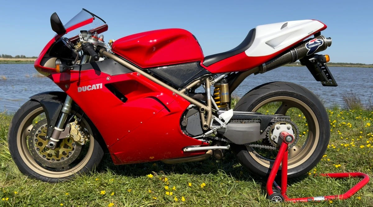 1998 Ducati 916 - Image 14 of 30