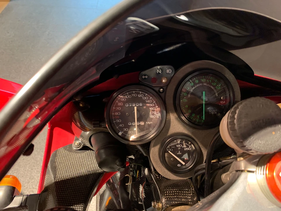 1998 Ducati 916 - Image 2 of 31