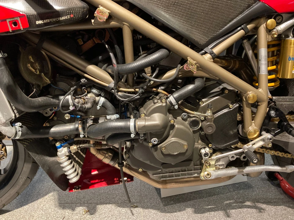 1998 Ducati 916 - Image 7 of 31