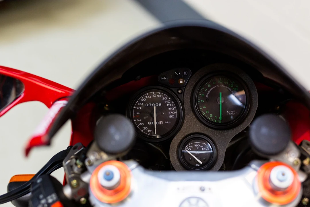 1998 Ducati 916 - Image 28 of 31