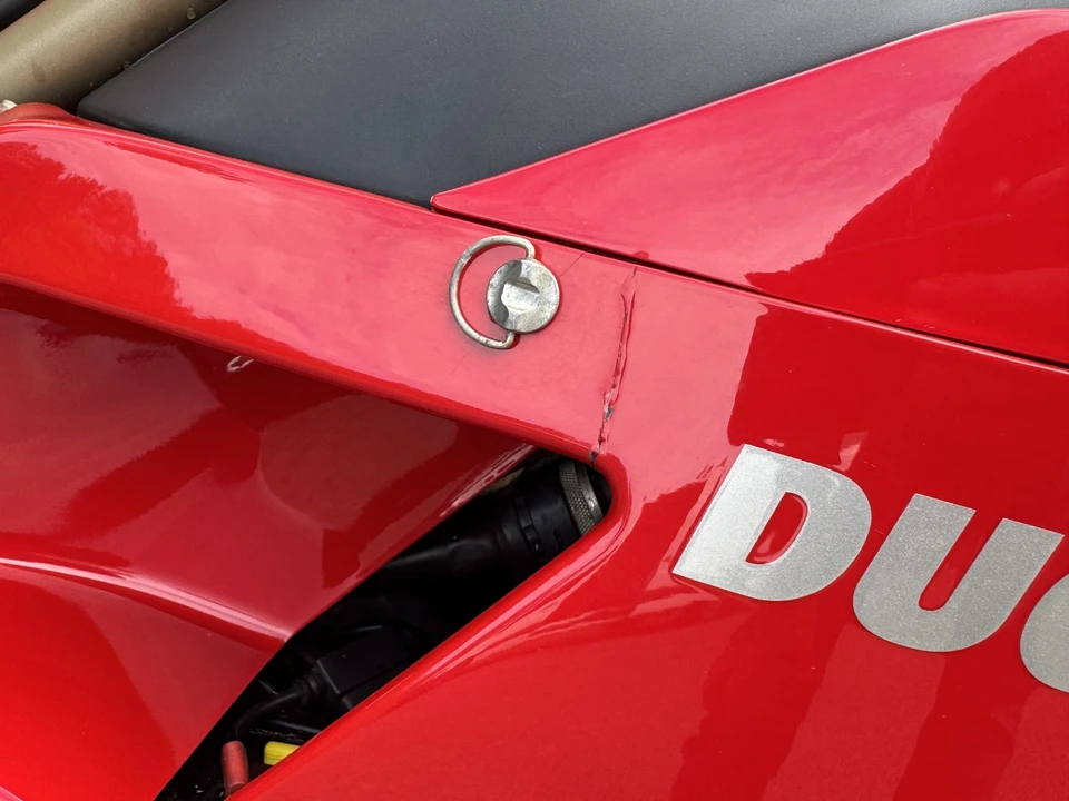 1998 Ducati 916 - Image 24 of 31