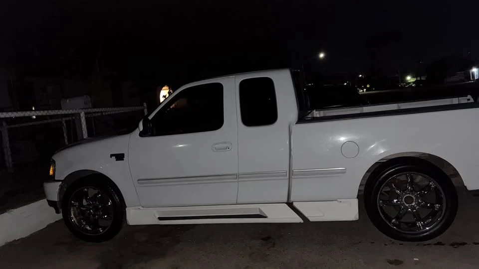 1998 Ford F-150 10th Gen - Image 4 of 5