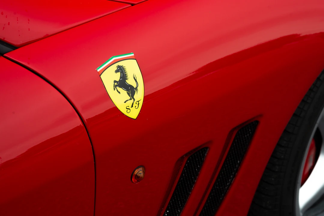 1998 Ferrari 550 Maranello - Image 16 of 31
