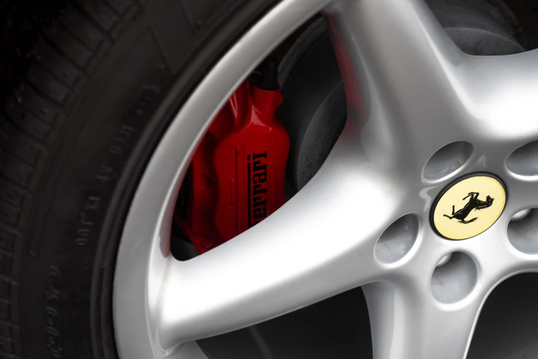 1998 Ferrari 550 Maranello - Image 26 of 31