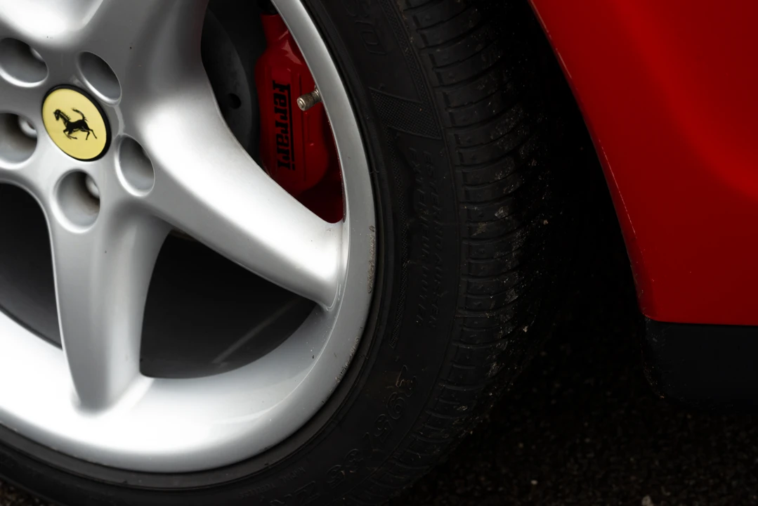 1998 Ferrari 550 Maranello - Image 30 of 31
