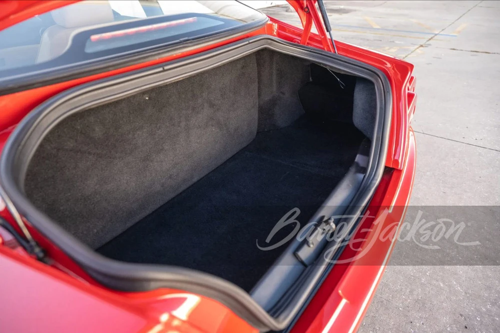 1998 Ferrari 550 Maranello - Image 18 of 20