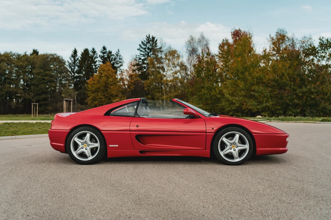 1998 Ferrari F355 GTS - Image 9 of 31