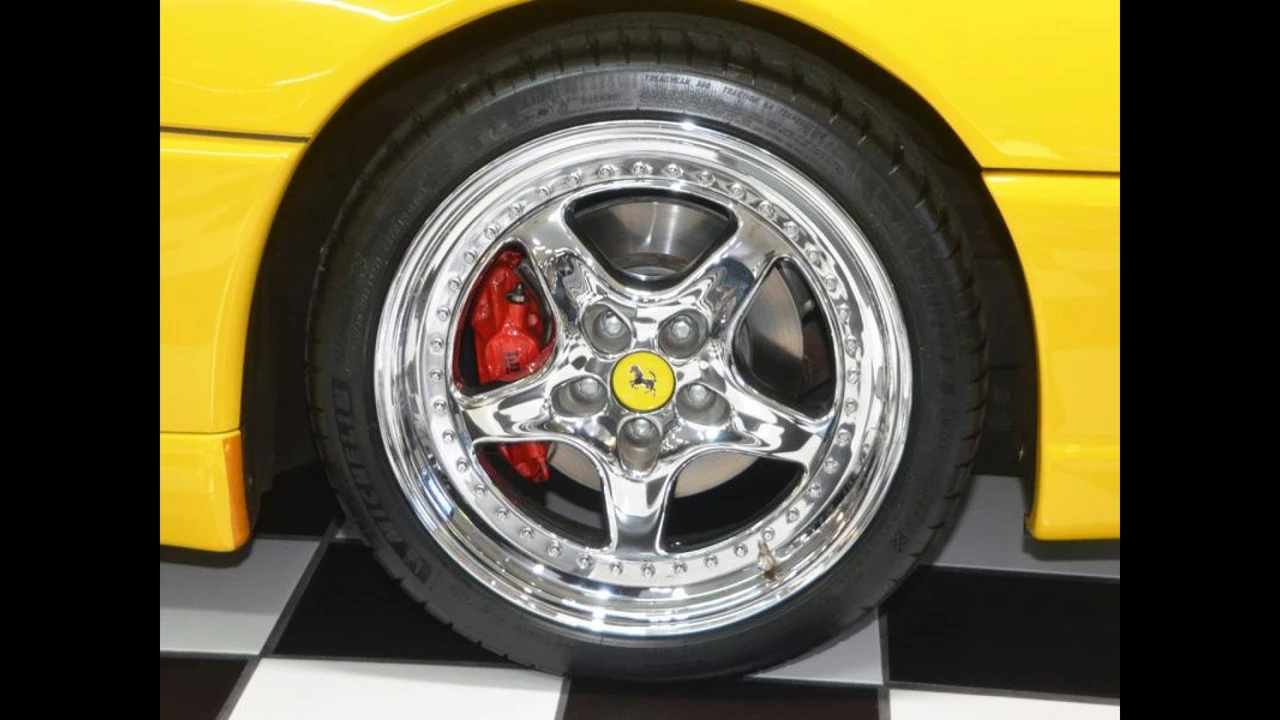 1998 Ferrari F355 Spider - Image 18 of 31