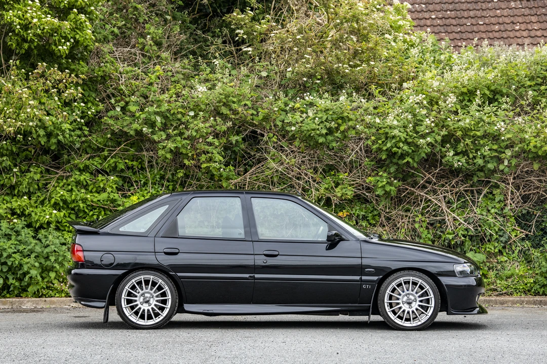 1998 Ford Escort - Image 9 of 31