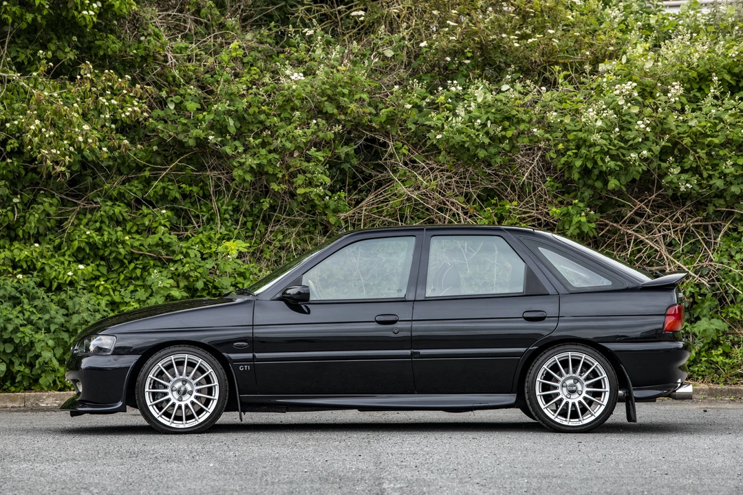 1998 Ford Escort - Image 5 of 31