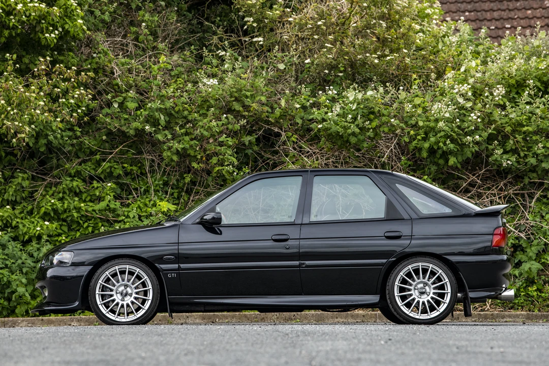 1998 Ford Escort - Image 13 of 31