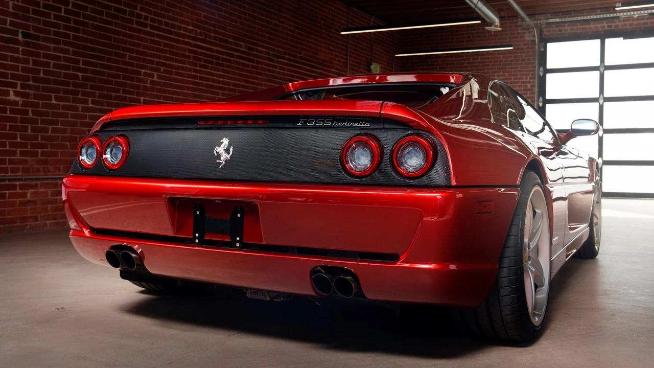 1998 Ferrari F355 Berlinetta - Image 14 of 31