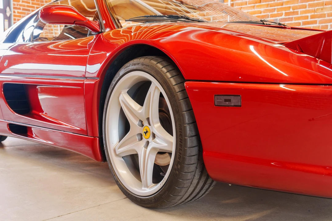 1998 Ferrari F355 Berlinetta - Image 25 of 31