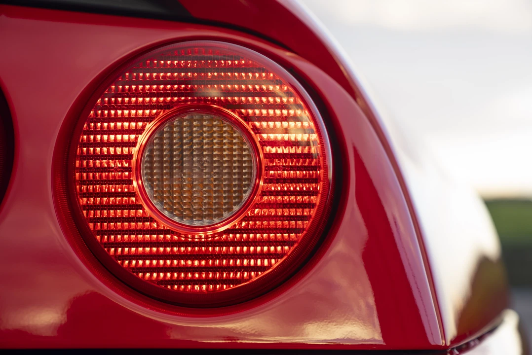 1998 Ferrari F355 Berlinetta - Image 15 of 31