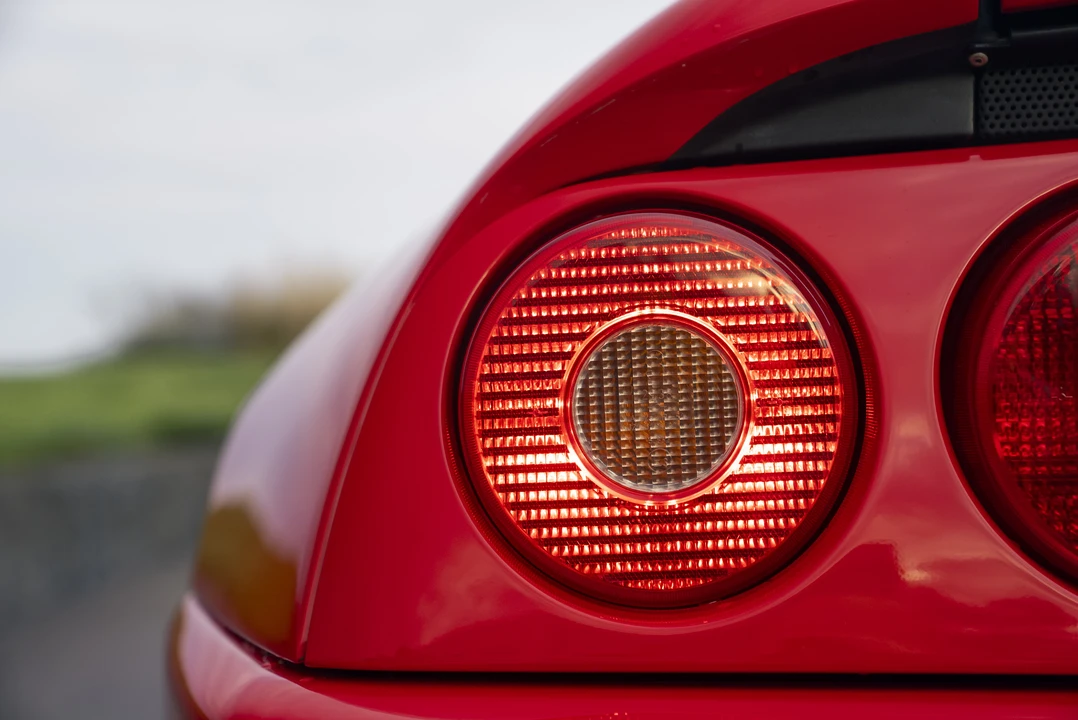 1998 Ferrari F355 Berlinetta - Image 16 of 31