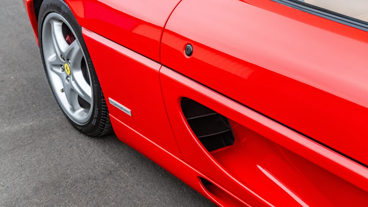 1998 Ferrari F355 Spider - Image 18 of 31