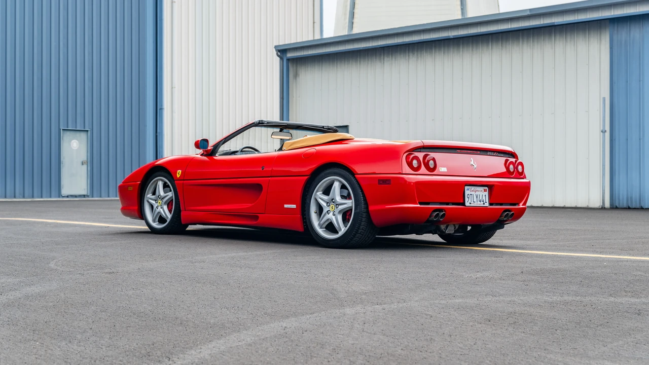 1998 Ferrari F355 Spider - Image 15 of 31
