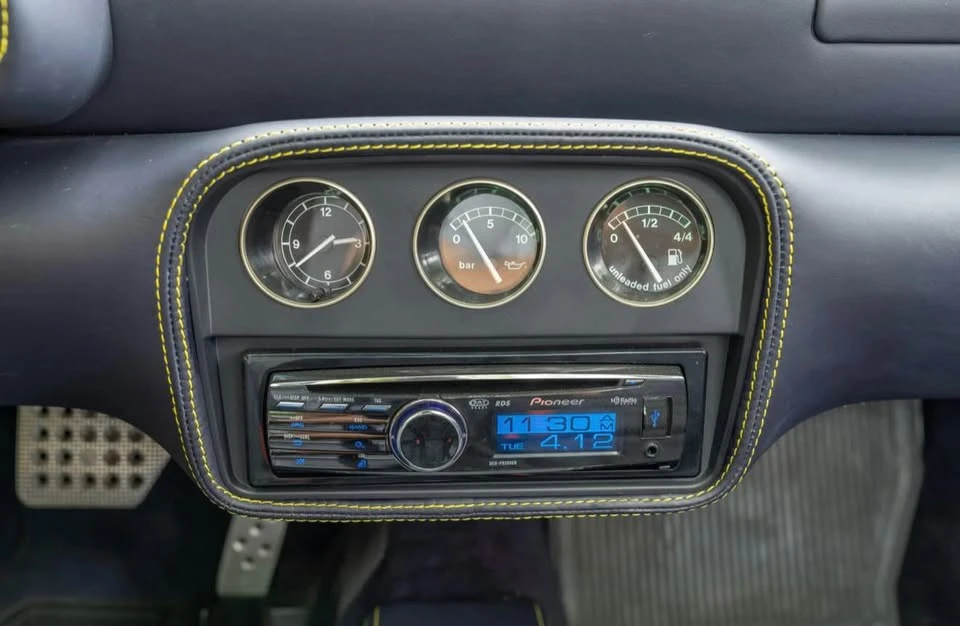 1998 Ferrari F355 Spider - Image 16 of 19