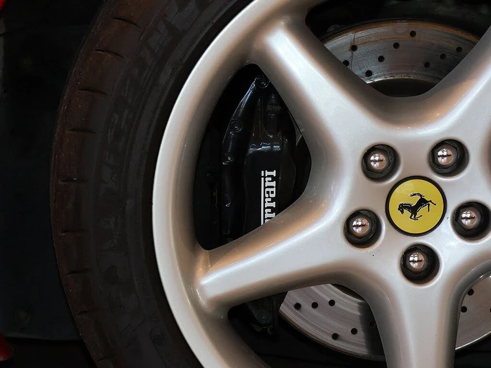 1998 Ferrari 550 Maranello - Image 9 of 31