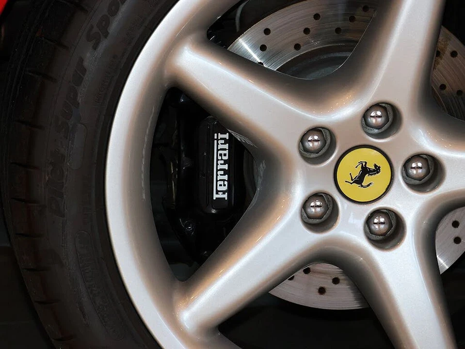 1998 Ferrari 550 Maranello - Image 18 of 31