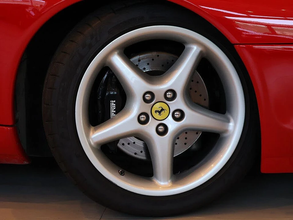 1998 Ferrari 550 Maranello - Image 8 of 31