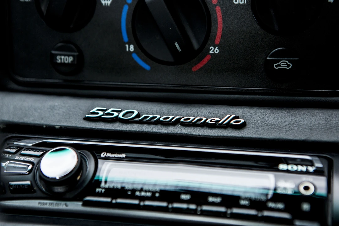 1998 Ferrari 550 Maranello - Image 15 of 31