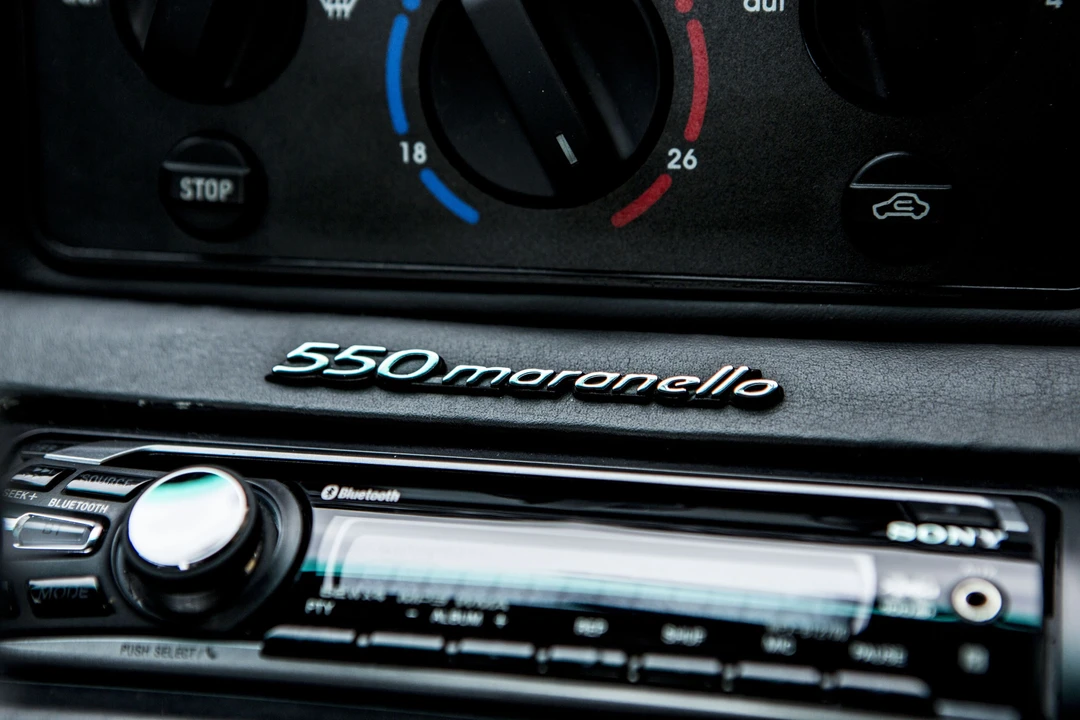1998 Ferrari 550 Maranello - Image 9 of 31